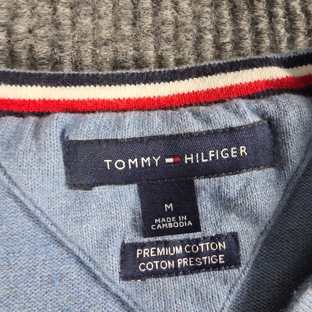 Tommy Hilfiger Mens V-Neck Sweater Light‎ Blue Premium Cotton Size M Flag Logo - Picture 6 of 8